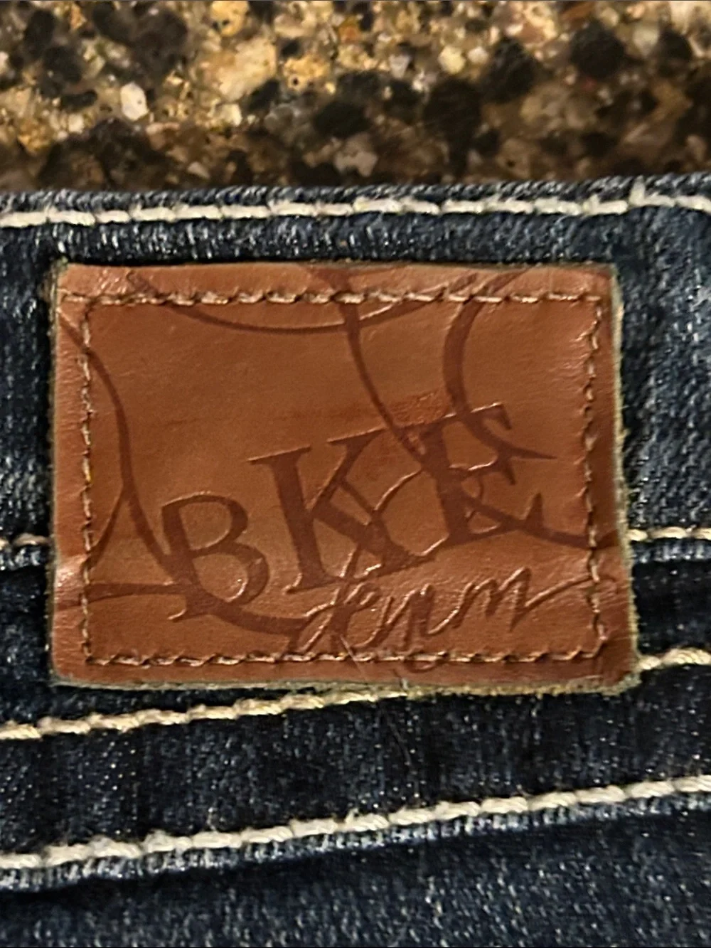 BKE Stella Distressed Capri Jeans